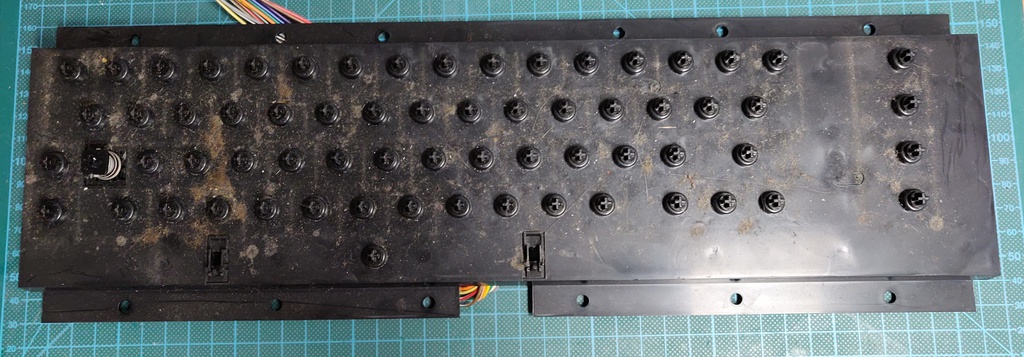 Keyboard dirtier